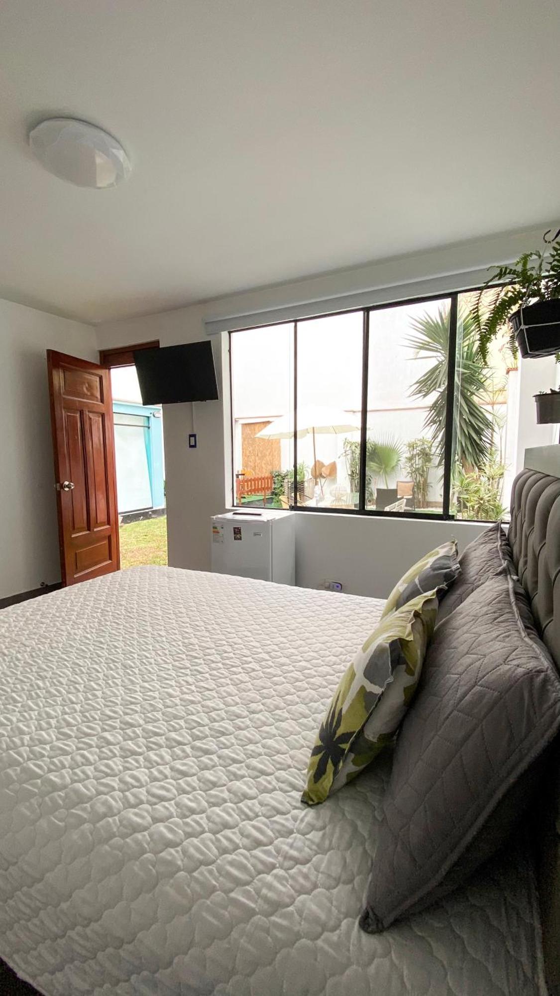 Hermosa Habitacion Independiente Cerca A Miraflores Lima Bagian luar foto